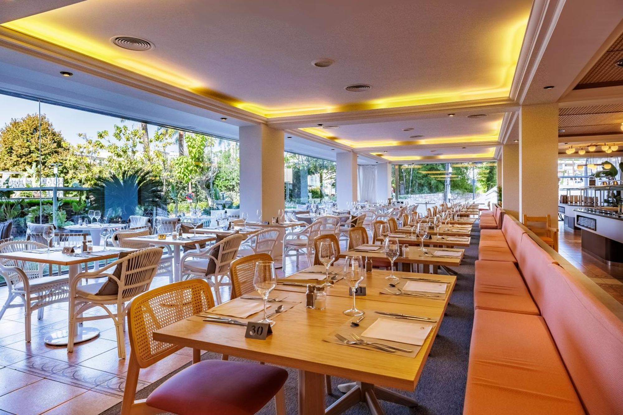 Hotel Eden Soller ปอร์ต เด โซลแยร์ ภายนอก รูปภาพ